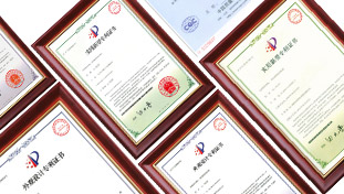 金品泉產(chǎn)品擁有國(guó)家頒發(fā)的衛(wèi)生批件、外觀(guān)設(shè)計(jì)專(zhuān)利、材質(zhì)ROHS（環(huán)保）合格證書(shū)以及12365防偽等相關(guān)證書(shū)，保證代理商安全、放心運(yùn)營(yíng)。